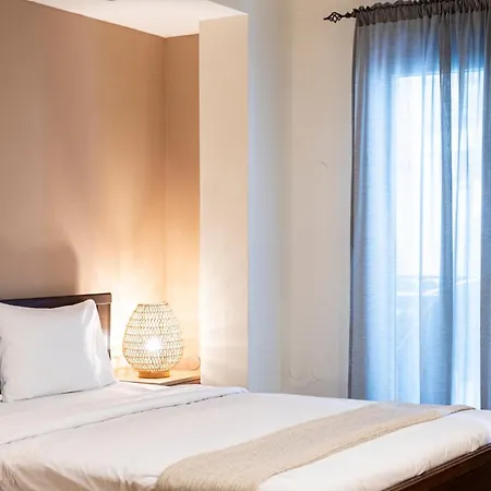 Houseloft Cosmopolitan Comfort