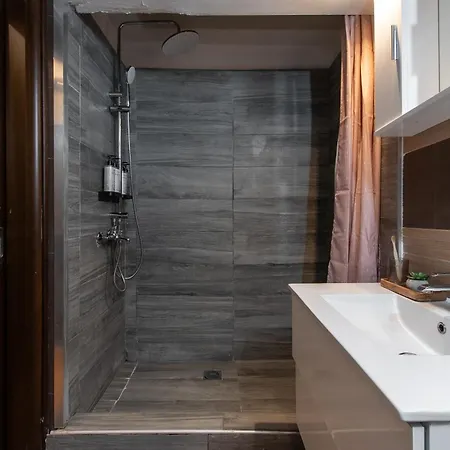 Apartment Houseloft Cosmopolitan Comfort *