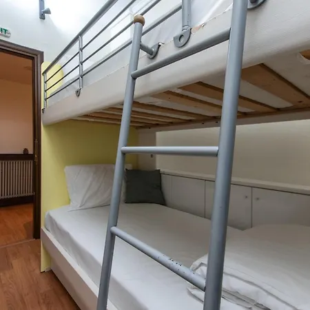 Houseloft Cosmopolitan Comfort 公寓